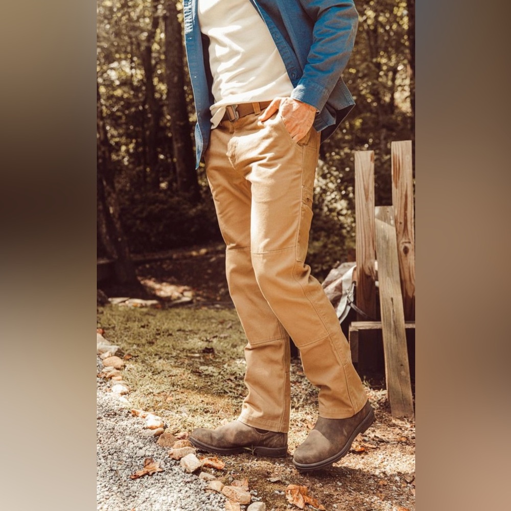 Mountain khakis men’s 32/32 canvas pants with‎ front and back pockets